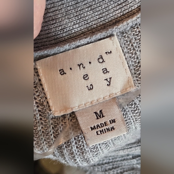 A New Day Gray NWOT lightweight  Open Front Cardigan SzM - Picture 8 of 8